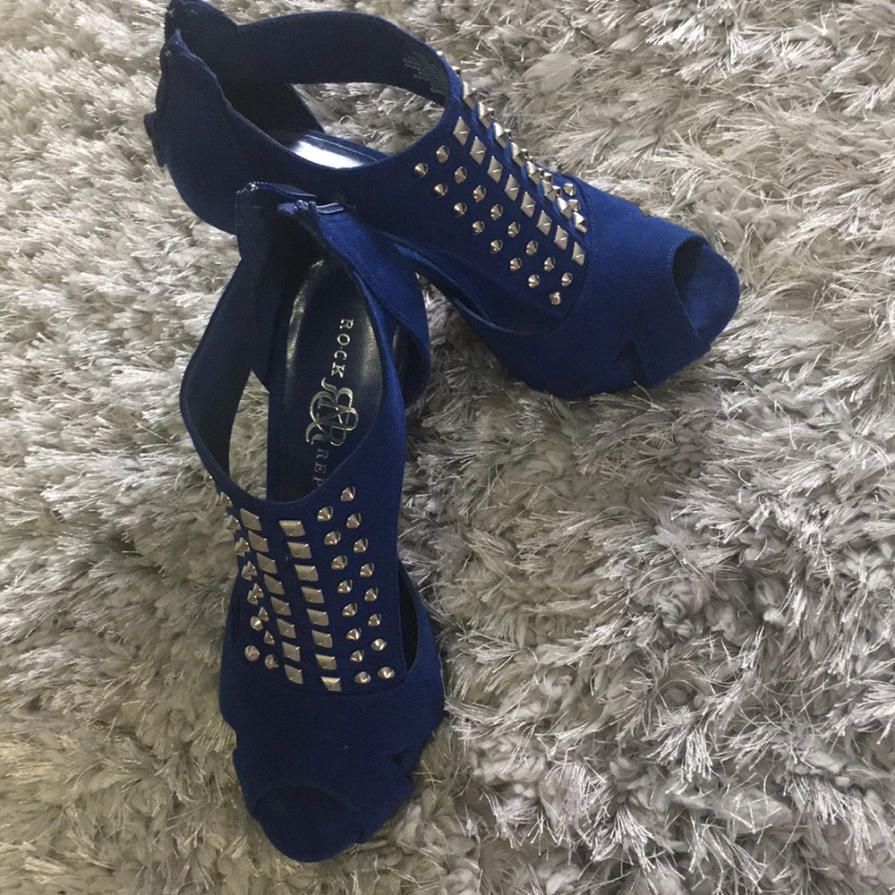 Rock & Republic Cobalt blue heels size 6
